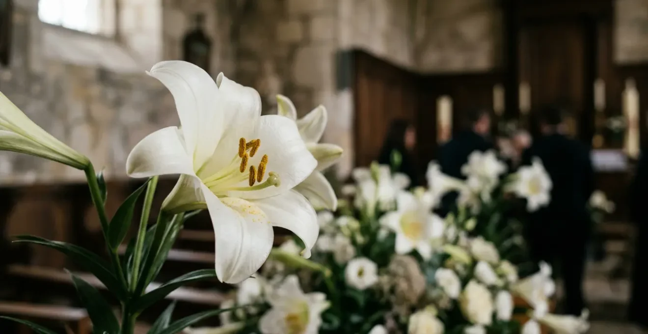 Composition de lys blancs immaculés disposés lors d'une cérémonie funéraire française